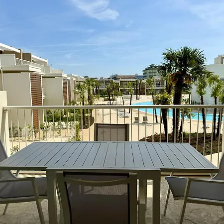 Wave Island - Carraro Immobiliare Jesolo- Family * Lido di Jesolo